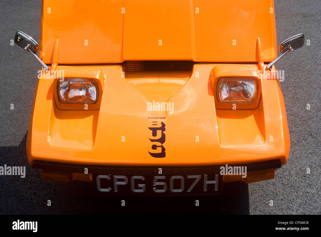 Un legame Bug da anni settanta sul display al novantesimo anniversario open day presso la Epsom pullman. Foto Stock