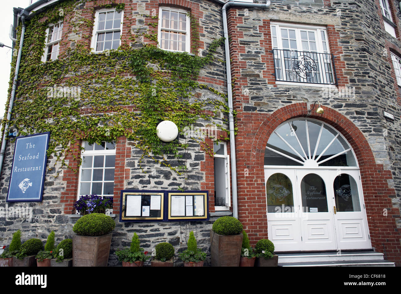 Esterno di Rick Stein è il ristorante di pesce a Padstow. Stein ha aperto il suo primo business in Padstow in 1974, e ora è specializzato Foto Stock