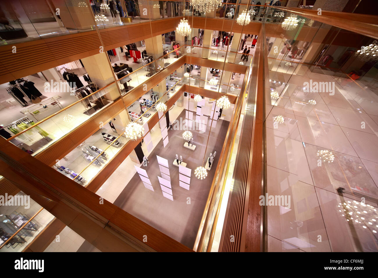 Grande centro shopping Foto Stock