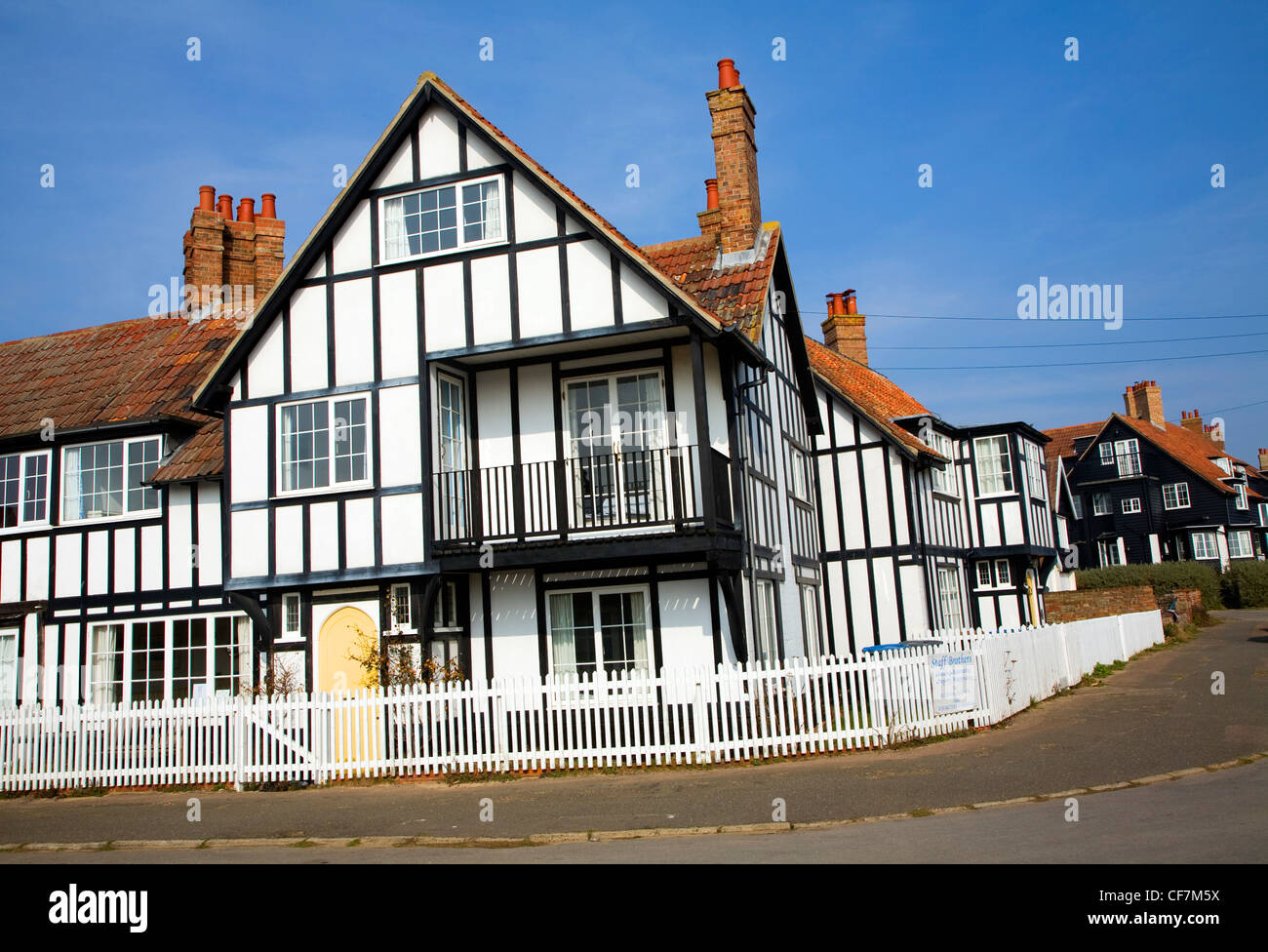 Mock Tudor case in Thorpeness, Suffolk, Inghilterra Foto Stock