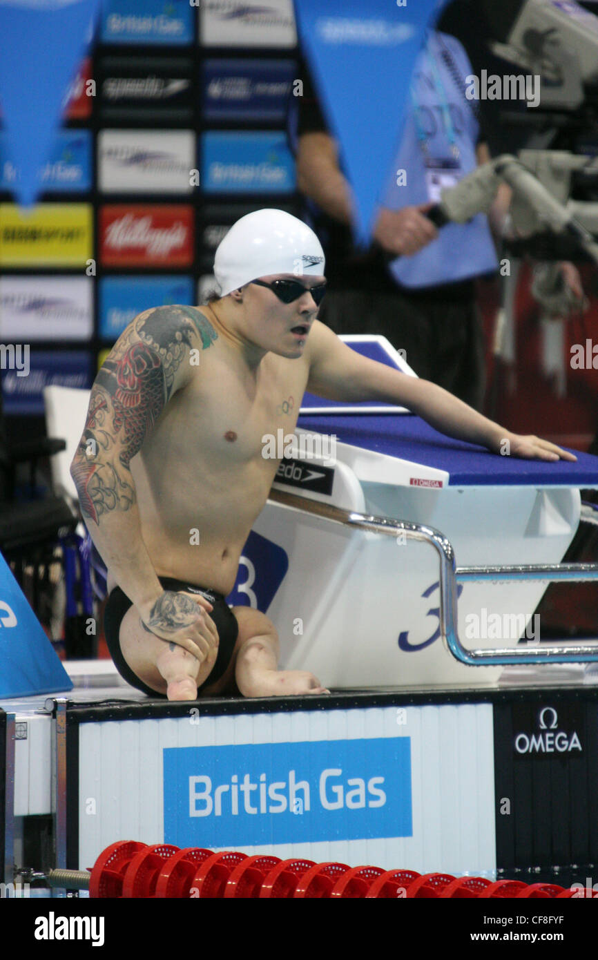 Anthony Stephens (S5) in Mens Categoria mista 50m dorso al 2012 British Nuoto Campionati Foto Stock