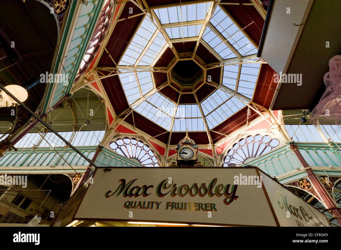 Halifax Borough Market, West Yorkshire, aperto nel 1896. Foto Stock