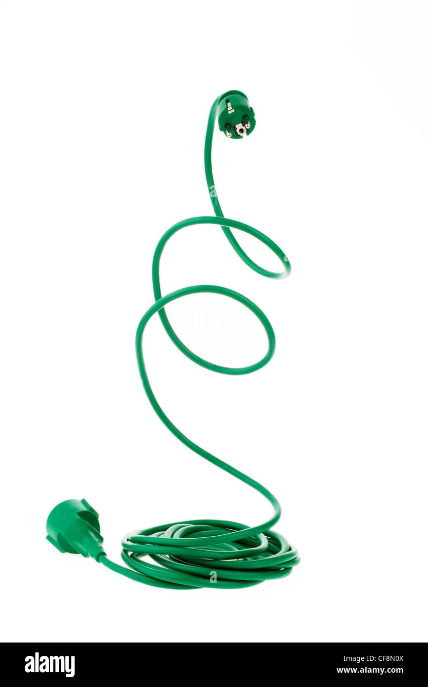 Un connettore di alimentazione e un cavo di alimentazione. energia di alimentazione e consumo energetico. Foto Stock