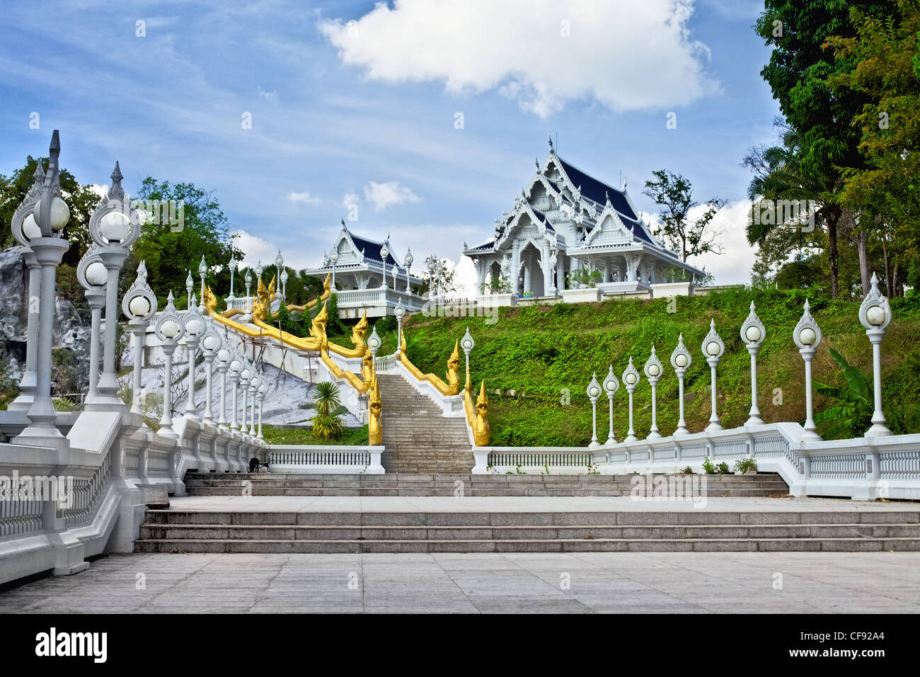 Kaew Grovaram tempio in Krabi town, Thailandia Foto Stock