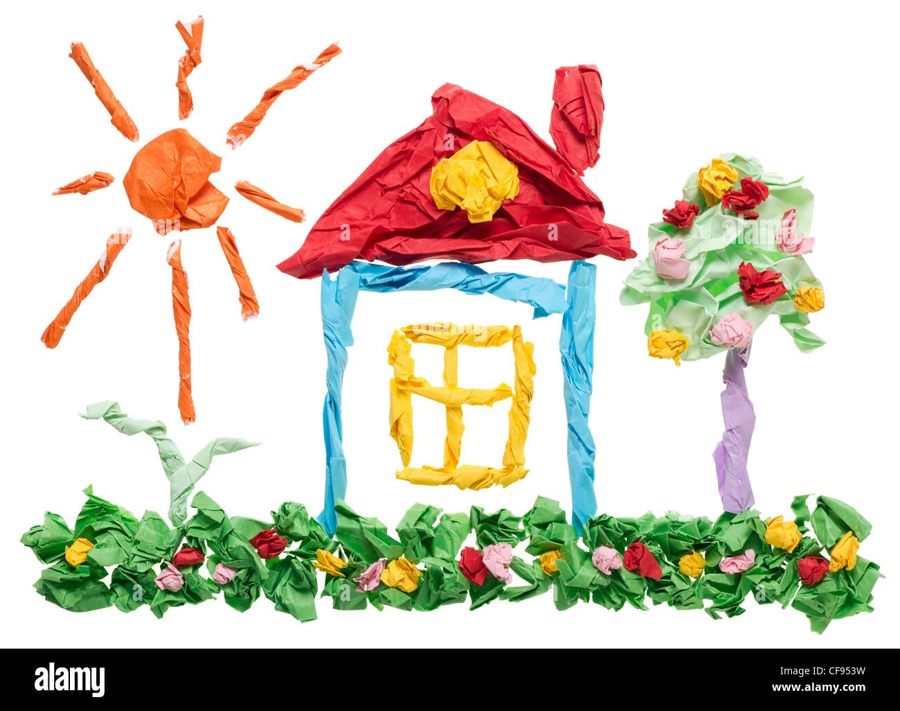 Sweet Dream home concetto isolato realizzato da crumpled carta colorata. Bambini collage fatti a mano Foto Stock