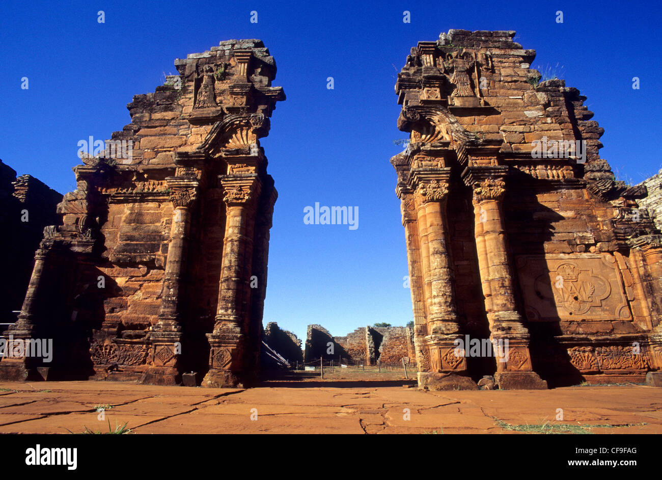 Chiesa gate. La missione dei gesuiti di San Ignacio Mini rovine. Provincia Misiones. Argentina. Foto Stock