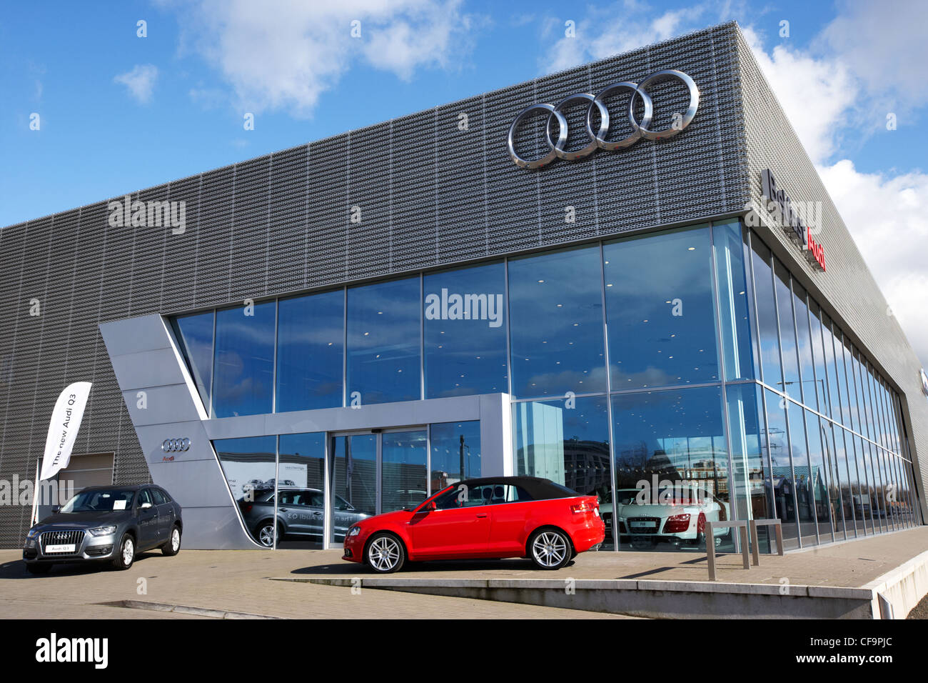 Audi concessionaria auto Belfast Irlanda del Nord Regno Unito Foto Stock