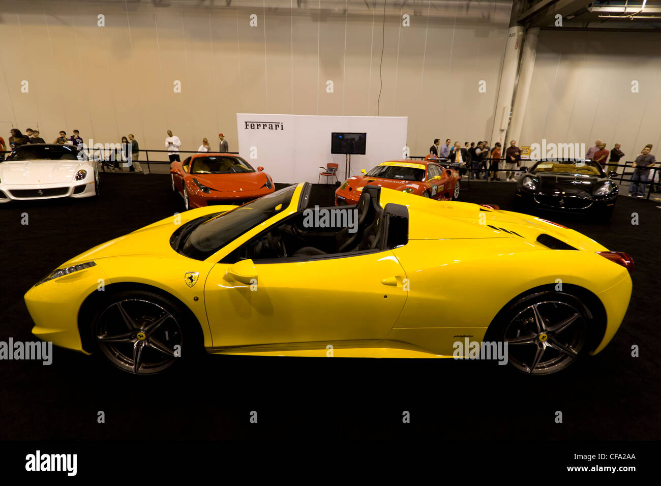 HOUSTON - Gennaio 2012: la Ferrari 458 Spider auto sportiva a Houston International Auto Show il 28 gennaio 2012 in Houston, Foto Stock