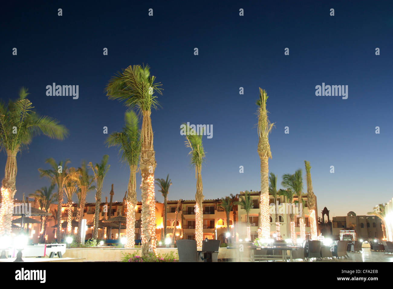Area ricreativa in egiziano hotel di notte Foto Stock