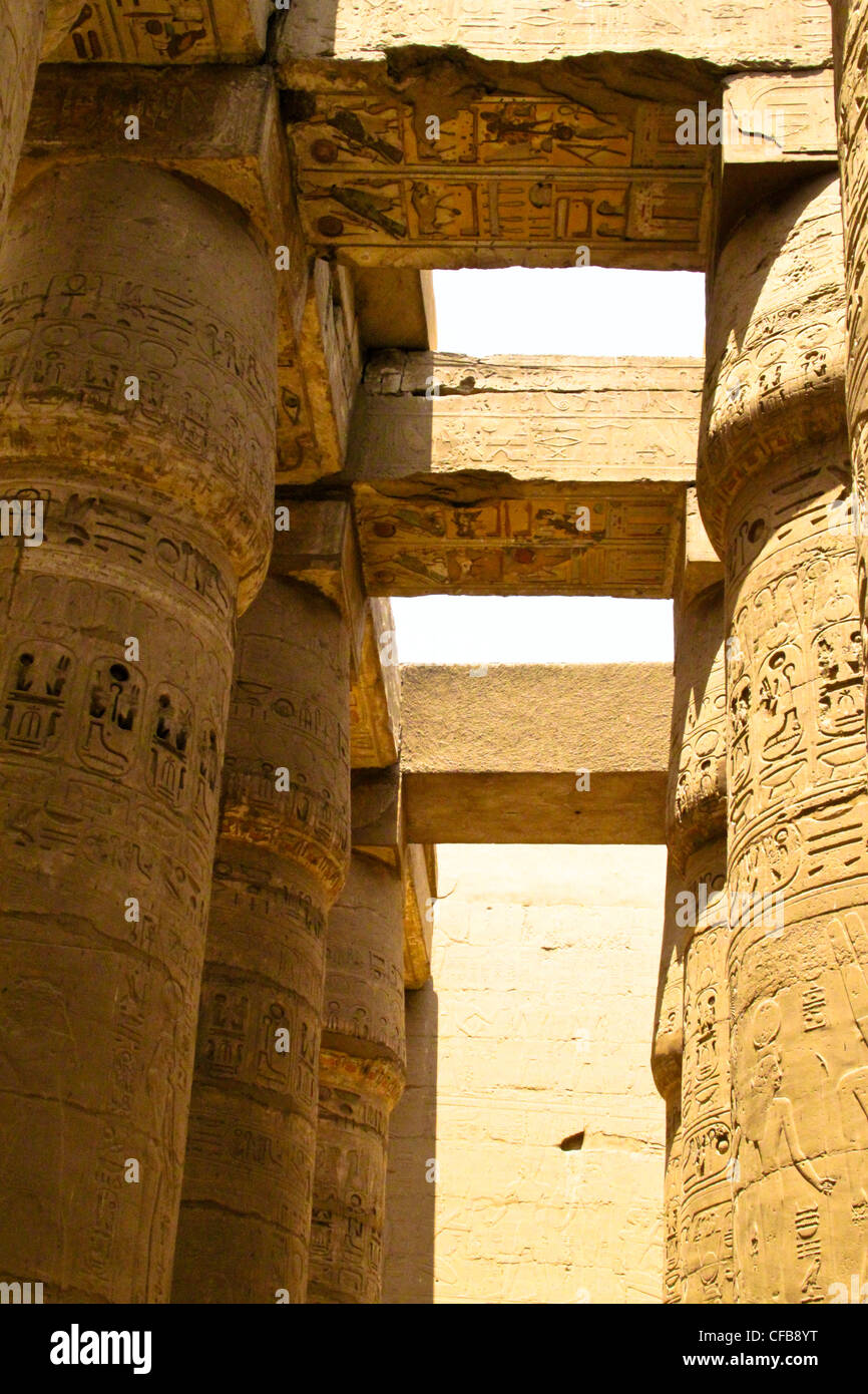 Il grande tempio di Karnak dedicato al culto di Amon, nella città di Luxor in Egitto Foto Stock