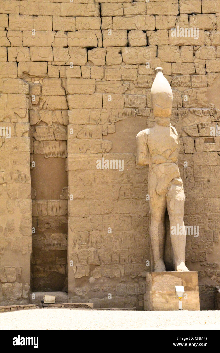 Il grande tempio di Karnak dedicato al culto di Amon, nella città di Luxor in Egitto Foto Stock