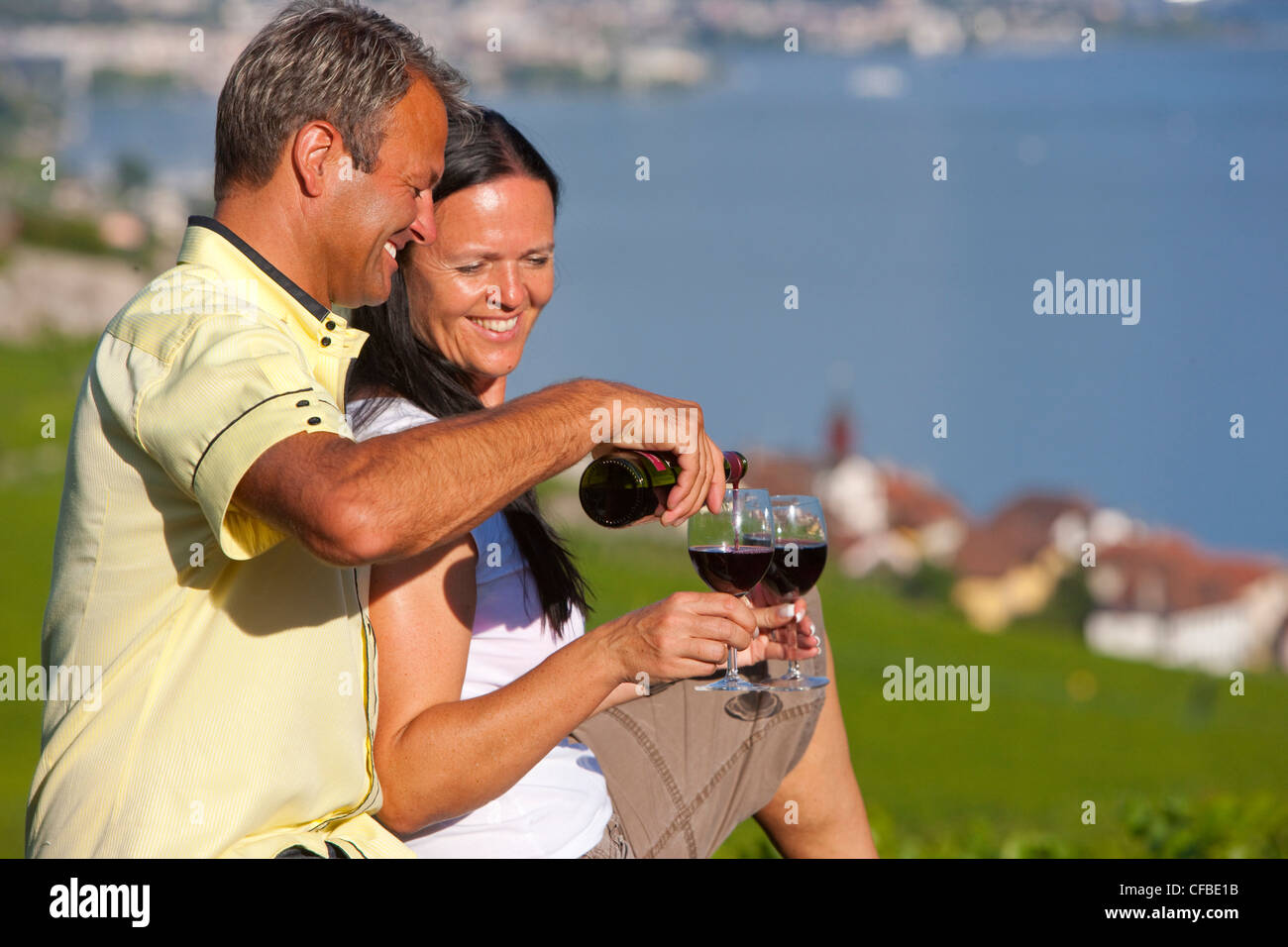 Lago, del cantone di Vaud e di Vaud, Svizzera, Europa, il lago di Ginevra, bere vino, germogli, vigneto, la viticoltura, villaggio, giovane Foto Stock