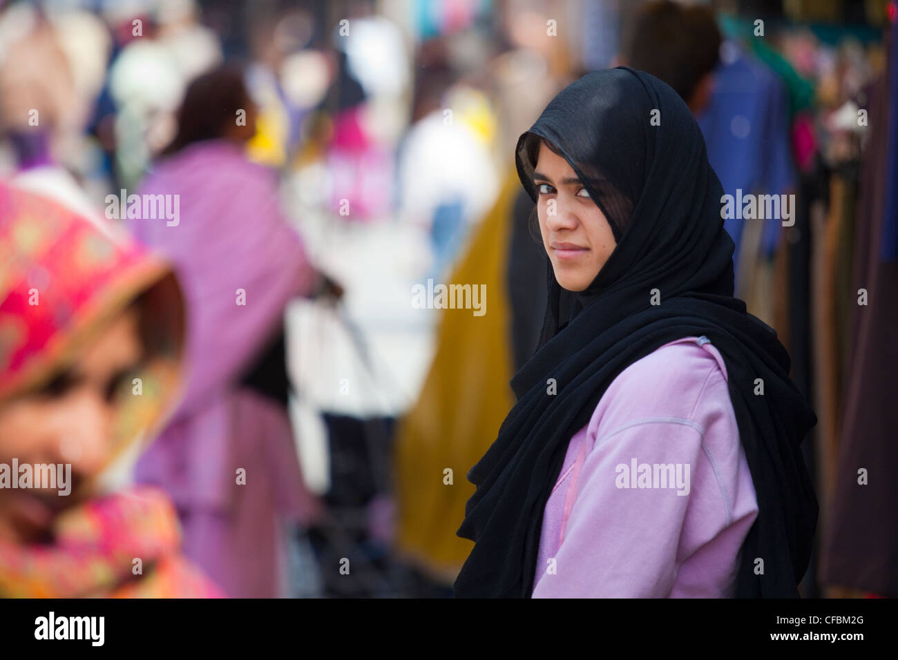 Giovane donna musulmana in Islamabad, Pakistan Foto Stock
