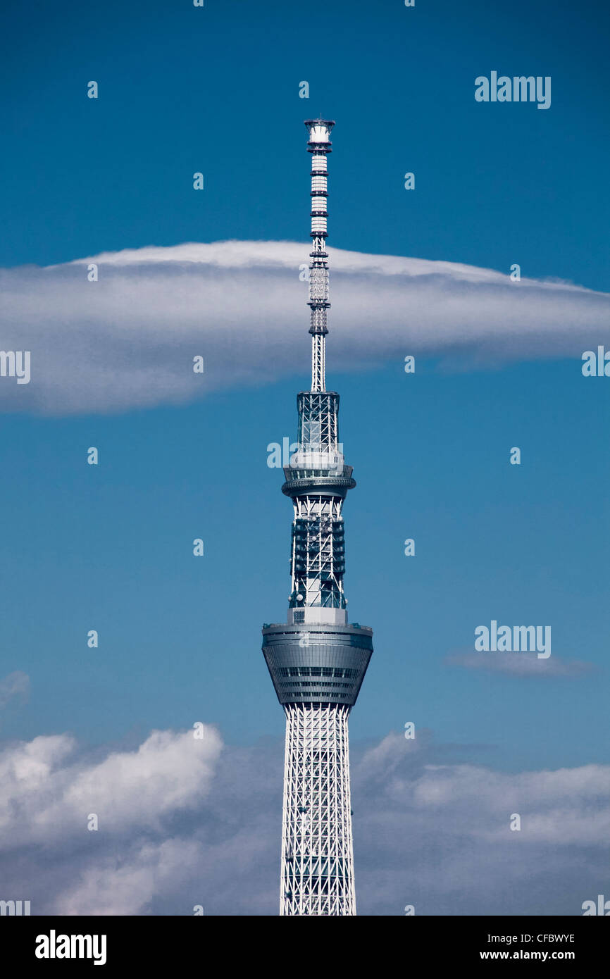 Giappone, Asia, Tokyo, città, Sky Tree Tower, antenna, architettura, attrazione, belvedere, blu brillante, cloud, comunicazioni, mod Foto Stock