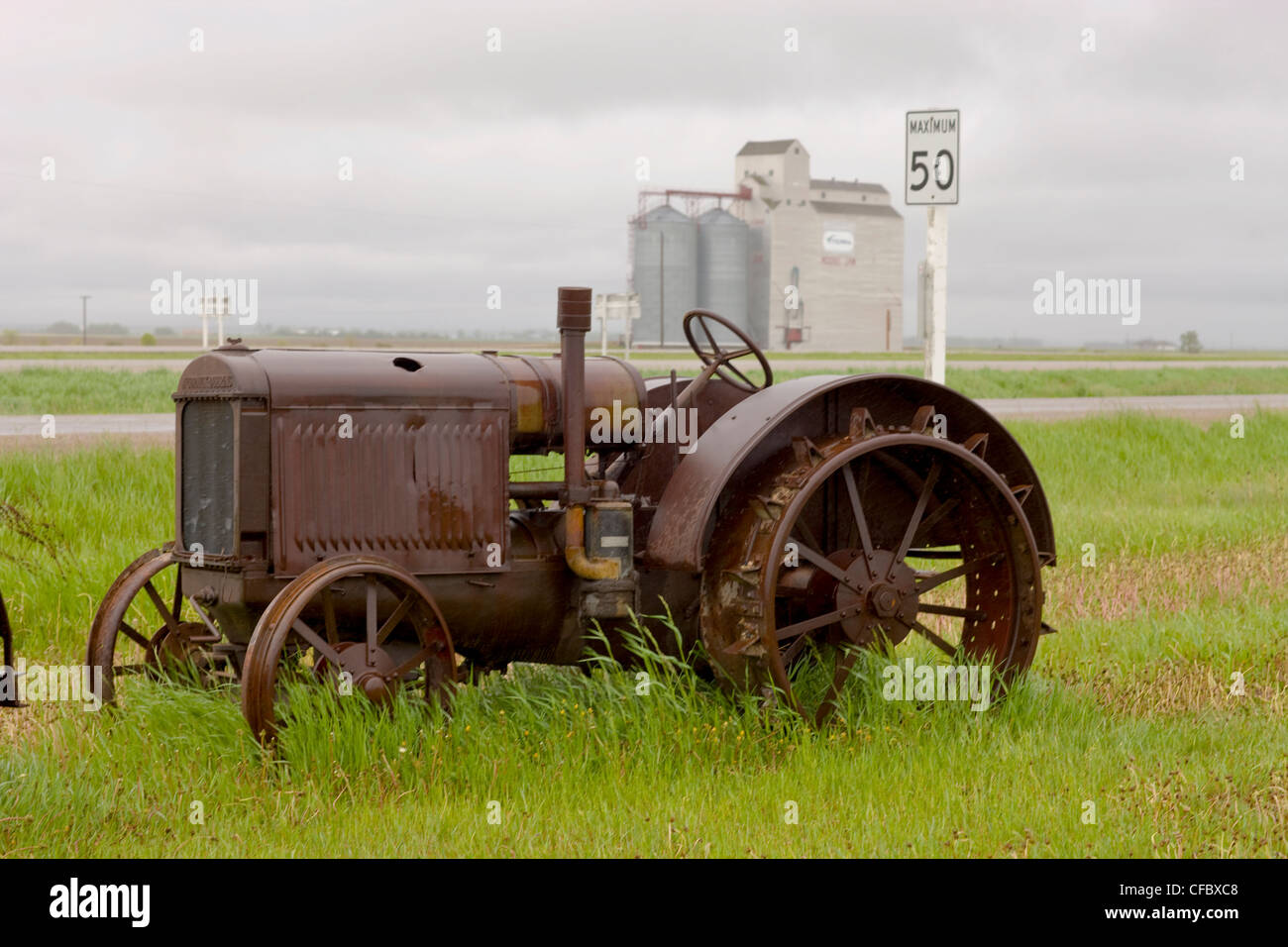 Antico trattore, Moose Jaw, Saskatchewan, Canada. Foto Stock