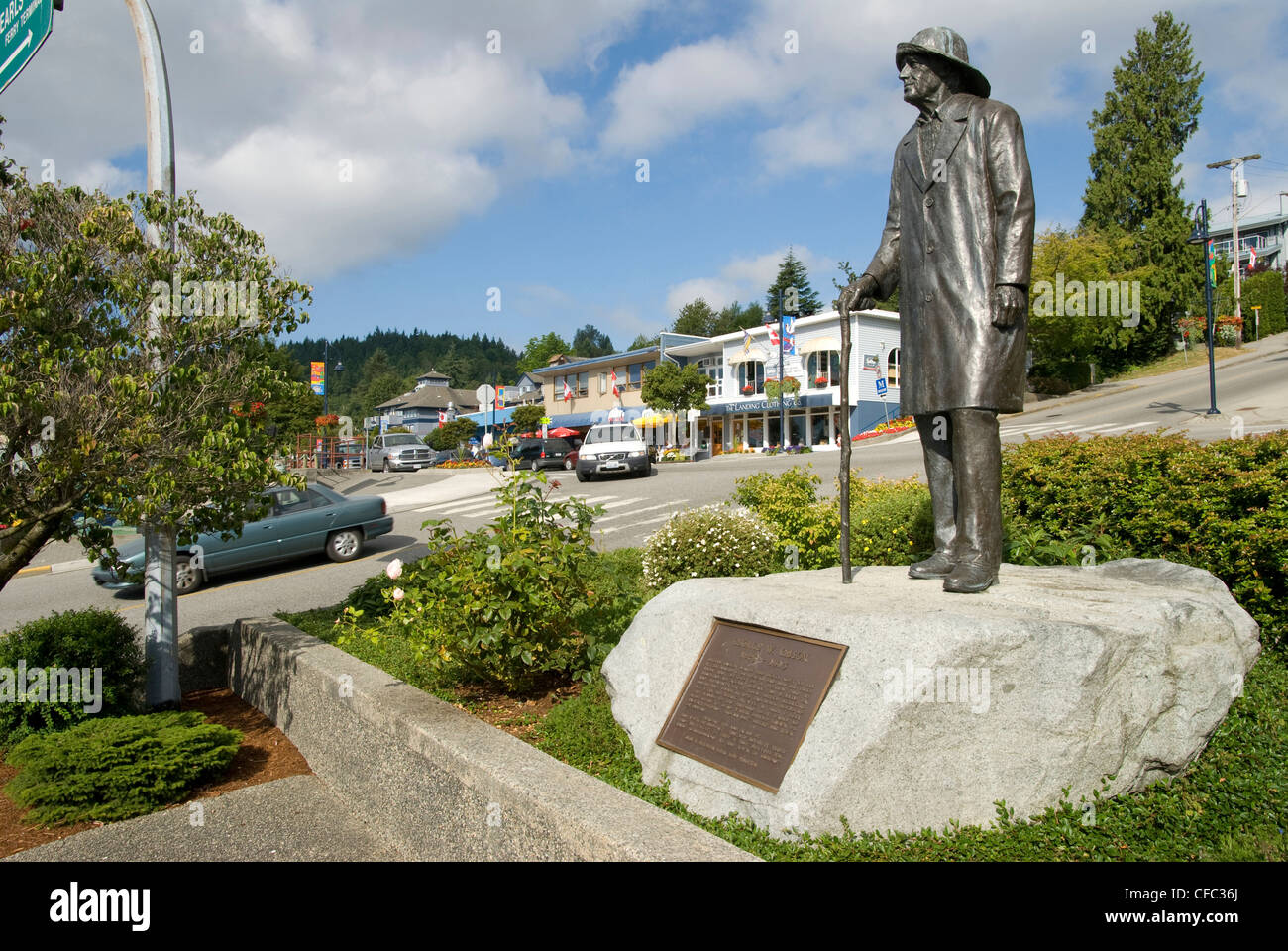 Una statua raffigurante George W. Gibson in Gibsons sbarco. Gibsons, BC, Canada. Foto Stock