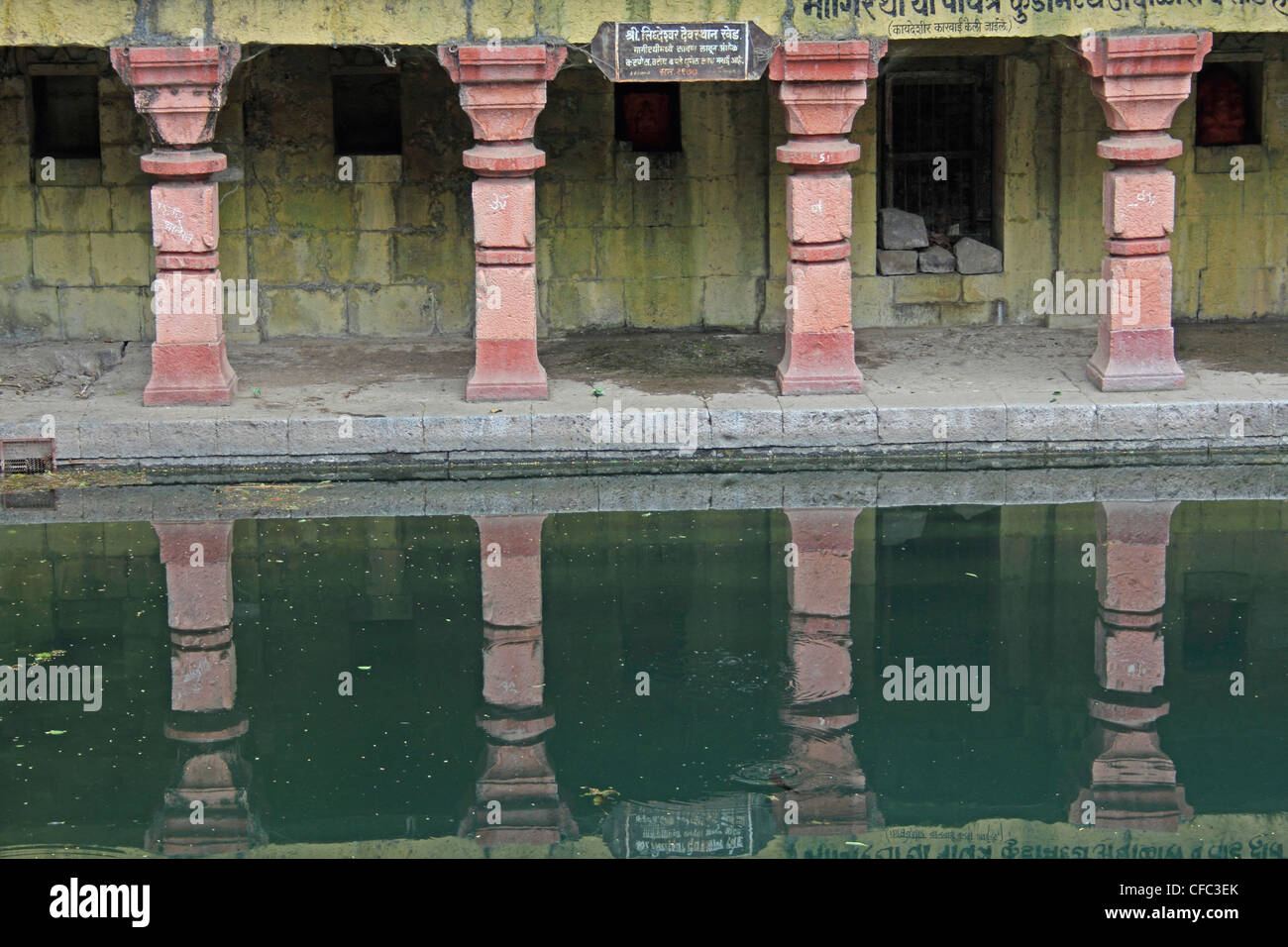Il santo, antico signore Shiva tempio, Siddheshwar tempio, Rajgurunagar, Khed, Maharashtra, India Foto Stock