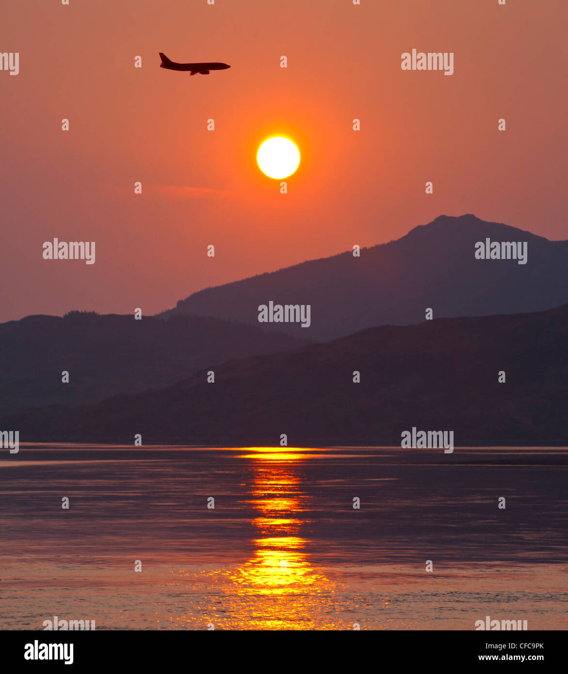 Tramonto sul Loch Duich, Lochalsh, regione delle Highlands, Scozia Foto Stock