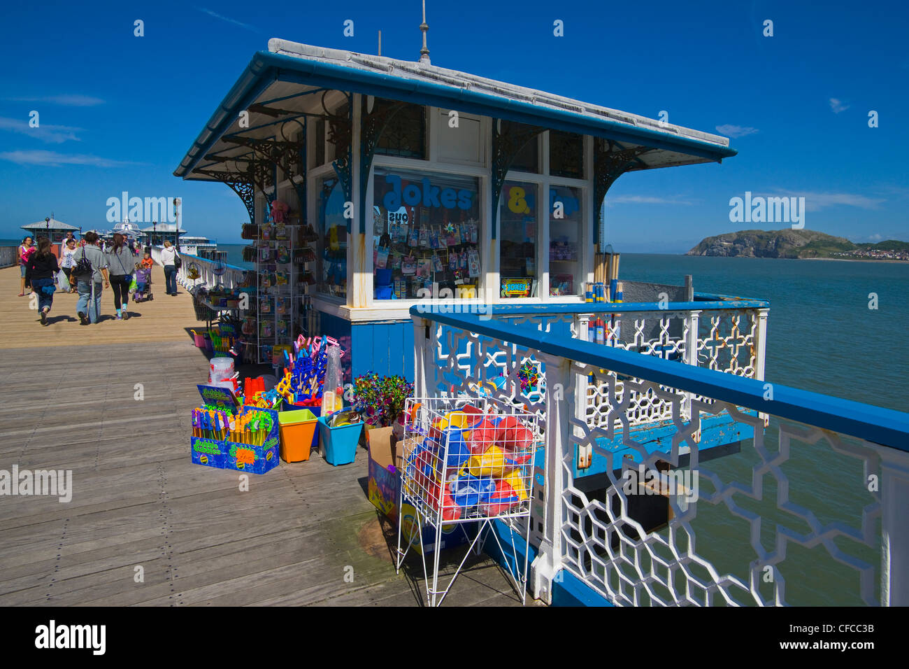 LLandudno Pier e Great Orme, Galles del Nord, Regno Unito Foto Stock