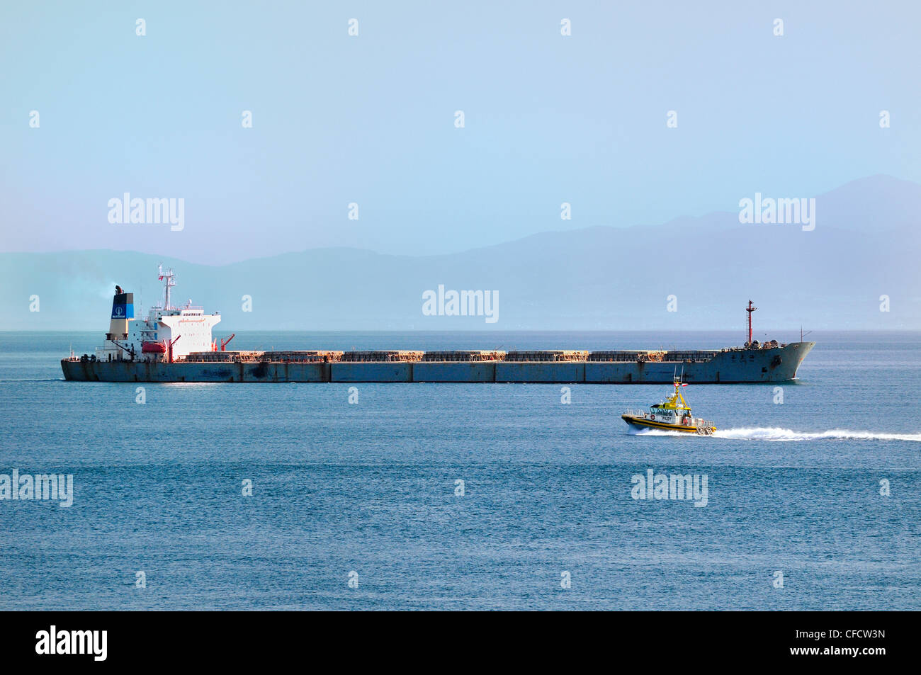 Barca pilota crociera drop out off servocomando Foto Stock