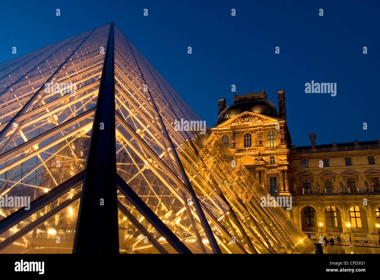 Il Louvre al tramonto, Parigi, Francia Foto Stock