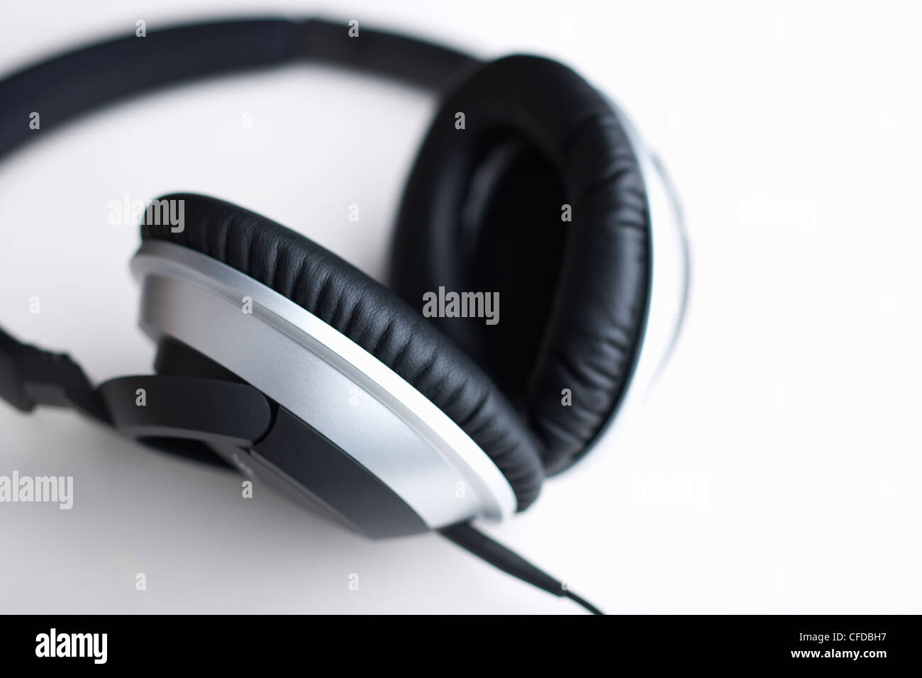 Bolle\u0026Raven - Adattatore wireless Bluetooth per cuffie Bose QuietComfort 25  (QC25) (bianco)