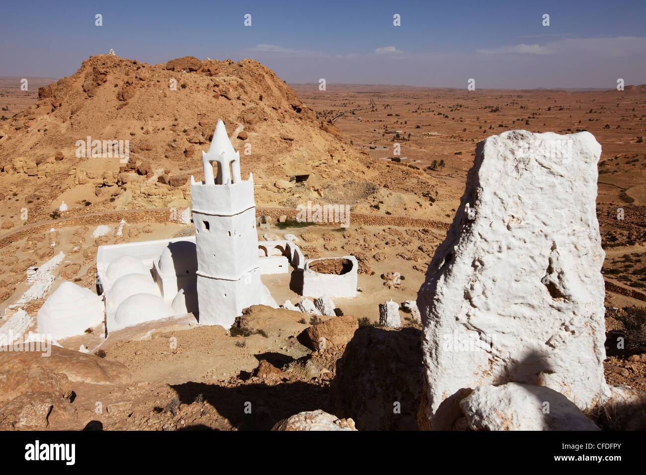 Sette traversine moschea, Chenini, il Deserto del Sahara, Tunisia, Africa Settentrionale, Africa Foto Stock