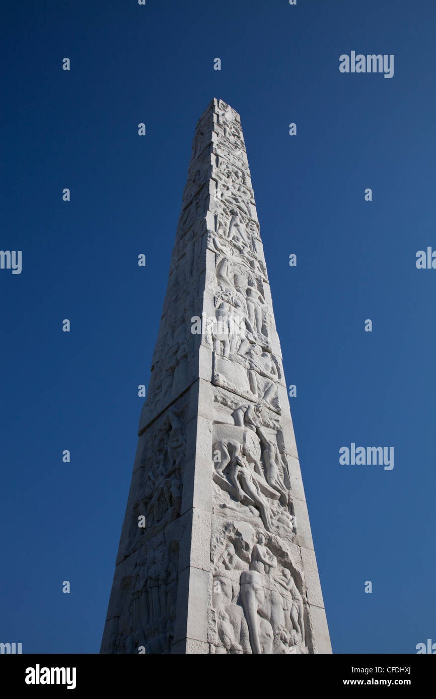 Marconi obelisco, Guglielmo Marconi Square, il quartiere EUR di Roma, Lazio, l'Italia, Europa Foto Stock