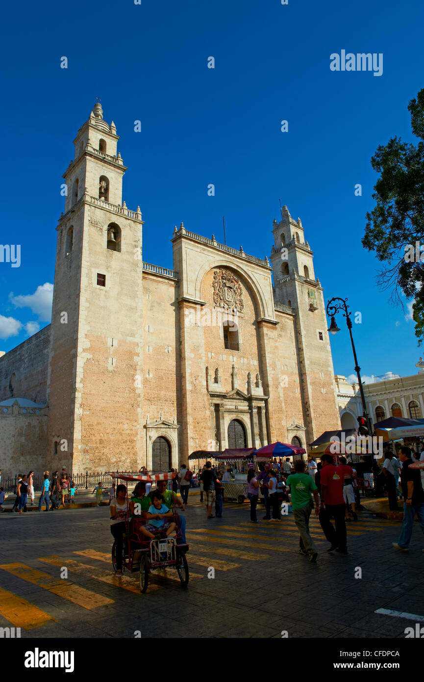 La Cattedrale, Piazza Indipendenza, Merida, Yucatan Stato, Messico Foto Stock