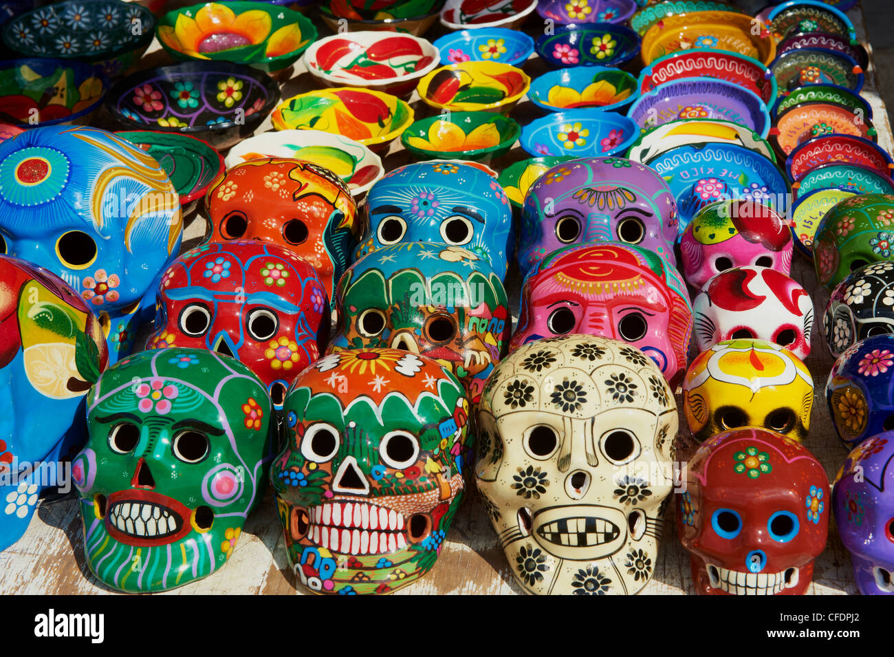 Artigianato, maschere per la vendita, Cancun Quintana Roo, Messico Foto Stock