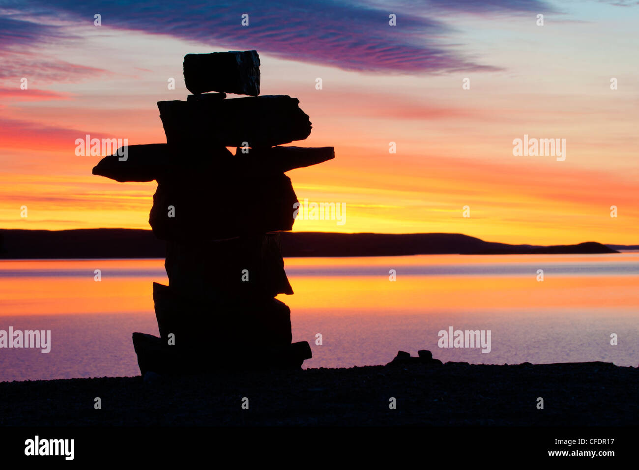 Inukshuk, Barrenlands, central Northwest Territories, Canada Artico Foto Stock