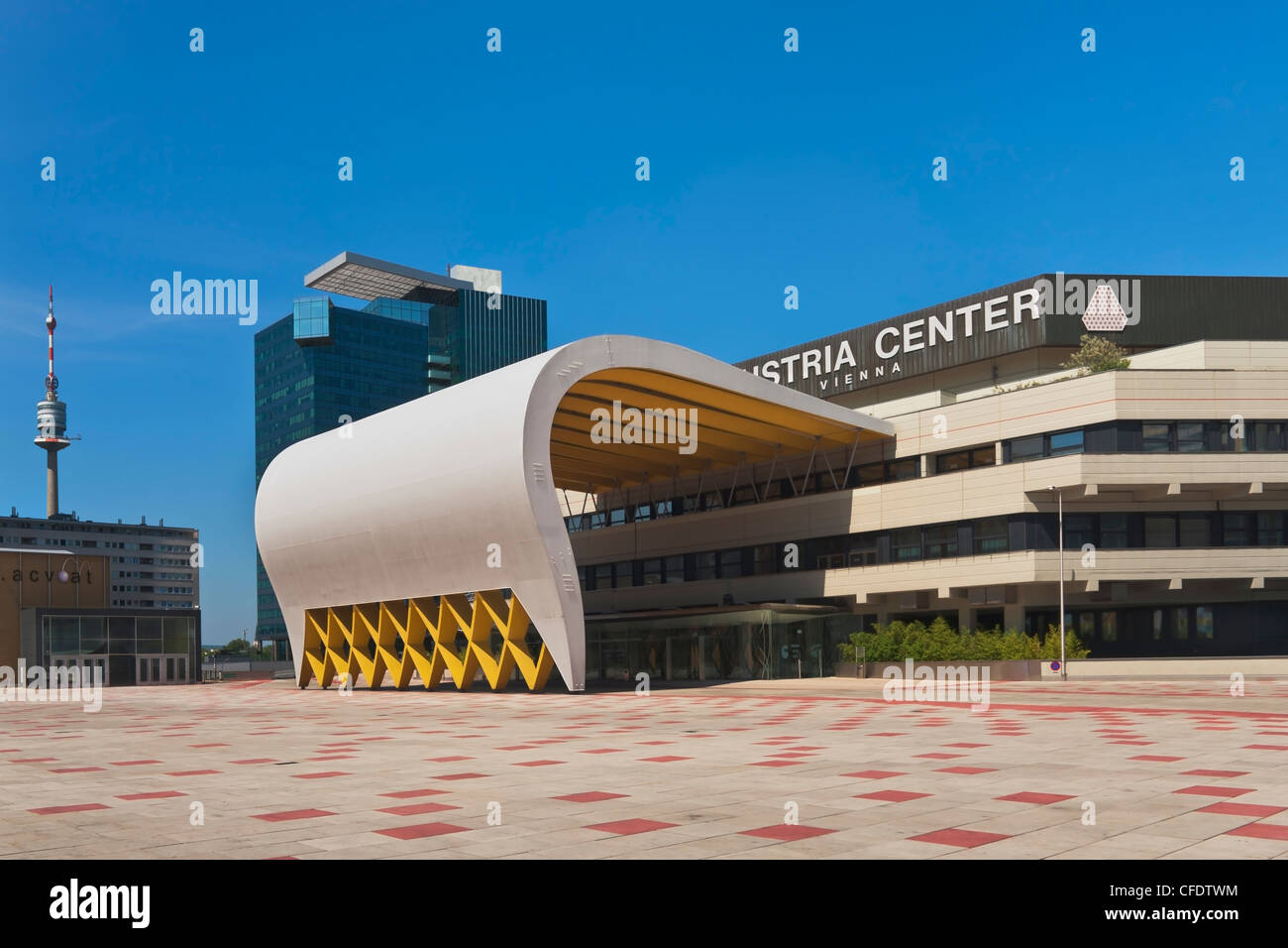 Austria Center Vienna (ACV) è più grande dell'Austria convention center, Vienna, Austria, Europa Foto Stock