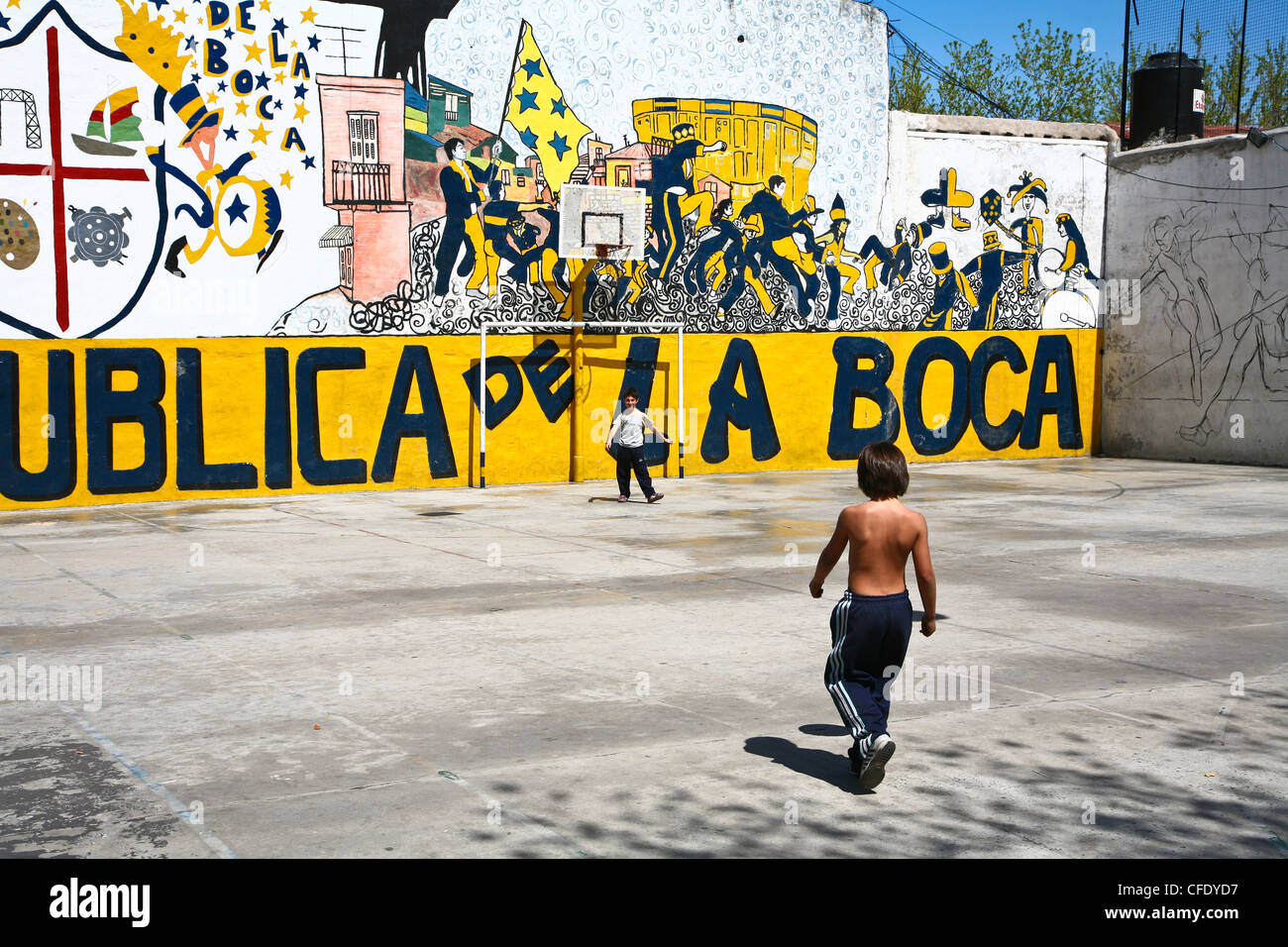 Scene La Boca un quartiere o barrio della capitale Argentina a Buenos Aires Foto Stock