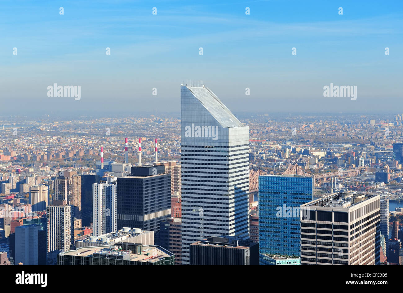 New York City grattacieli di Manhattan antenna vista panorama nel giorno. Foto Stock