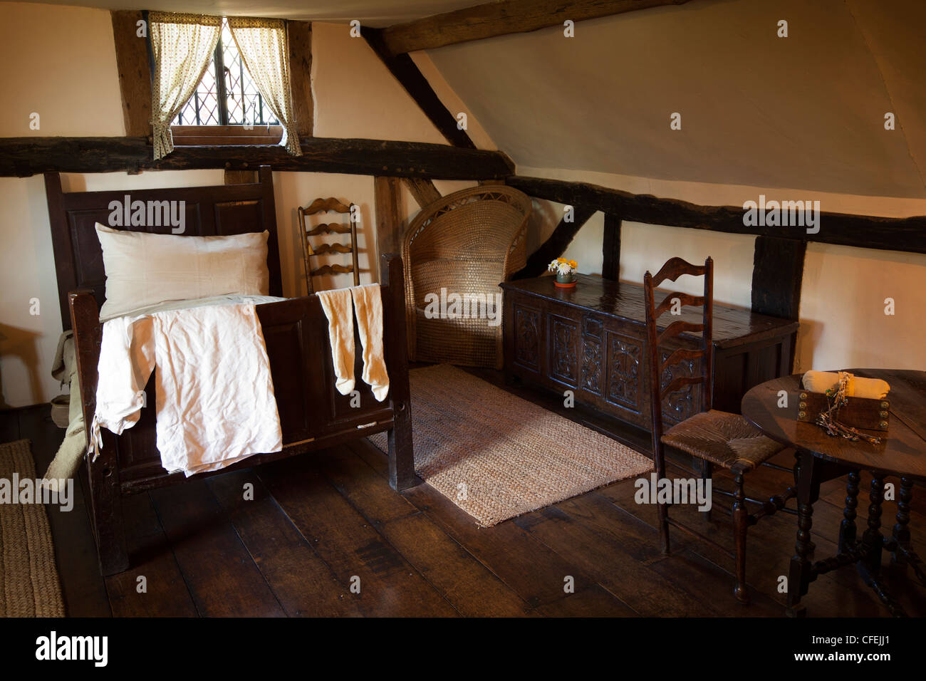 Warwickshire, Stratford on Avon, Shottery, Anne Hathaway's Cottage interno, camera da letto Foto Stock