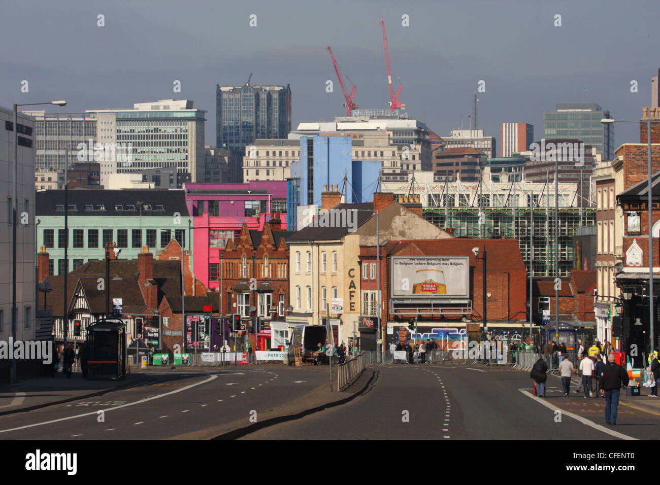L'immagine mostra un mix di stili architettonici e periodi, Digbeth, Birmingham REGNO UNITO Foto Stock