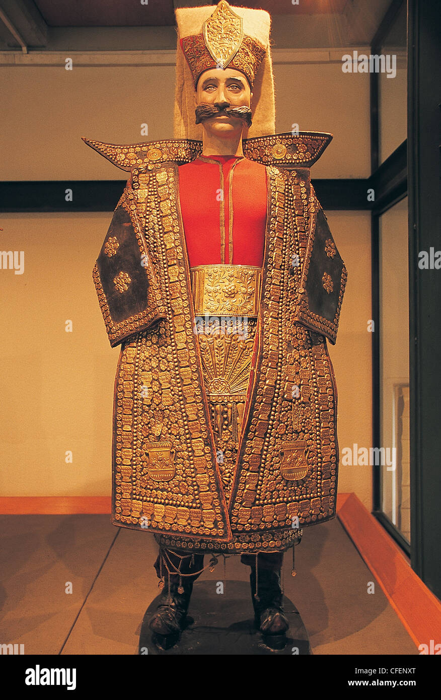Costume di capo cuoco del Ottoman Janissary Corps , il museo militare , Istanbul Turchia . Foto Stock