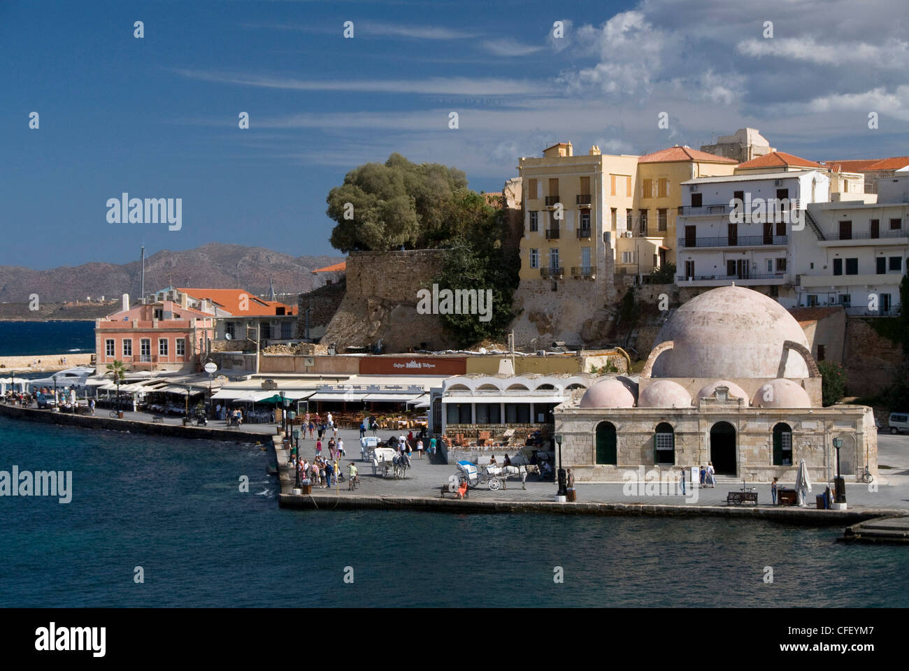 Il XVI secolo porto veneziano, Hania, Creta, Isole Greche, Grecia, Europa Foto Stock