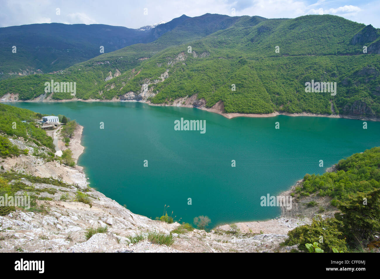 Lago artificiale a Mavrovo National Park, Macedonia, Europa Foto Stock