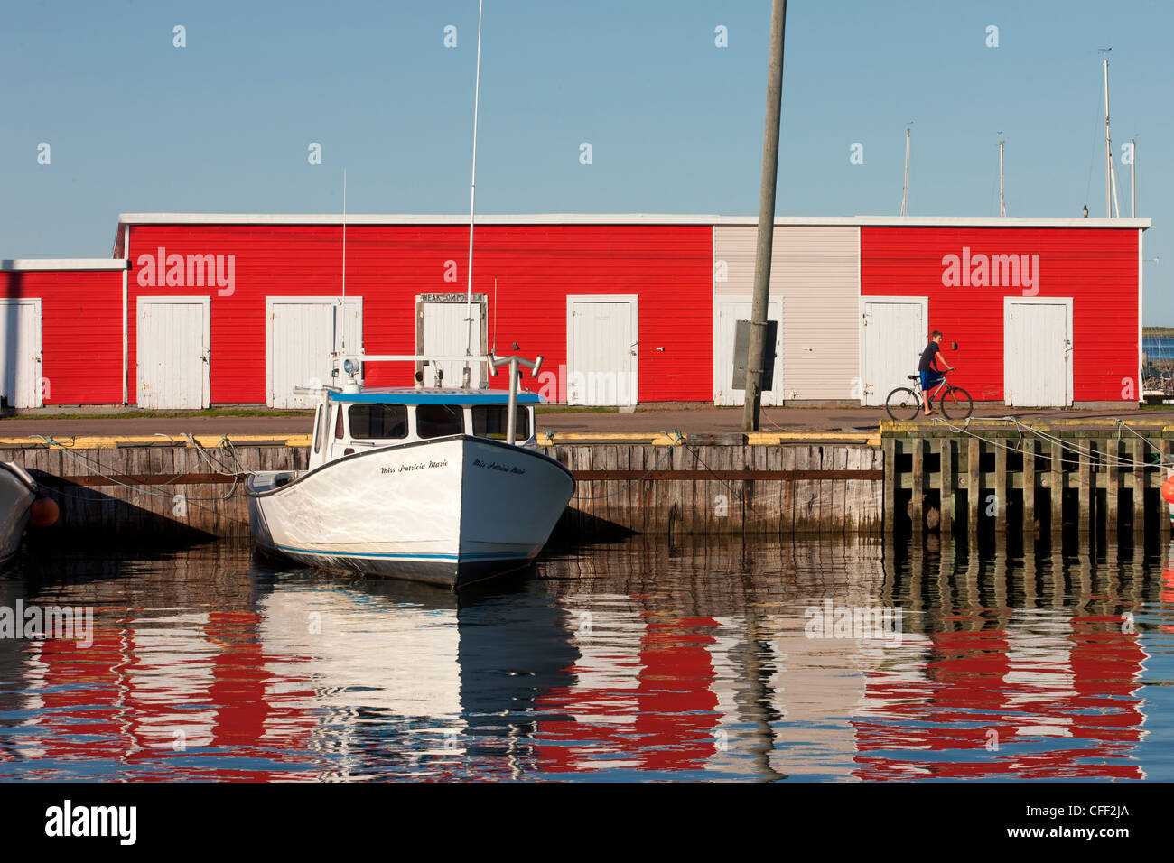 Barca da pesca legato fino al molo, Northport, Prince Edward Island, Canada Foto Stock