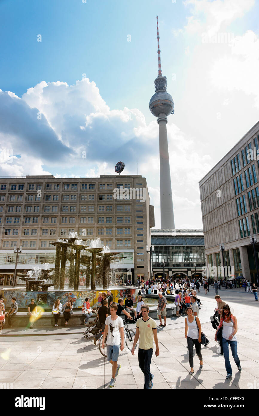 Alexander Square, Torre televisiva, Berlin Mitte, Berlin, Germania Foto Stock