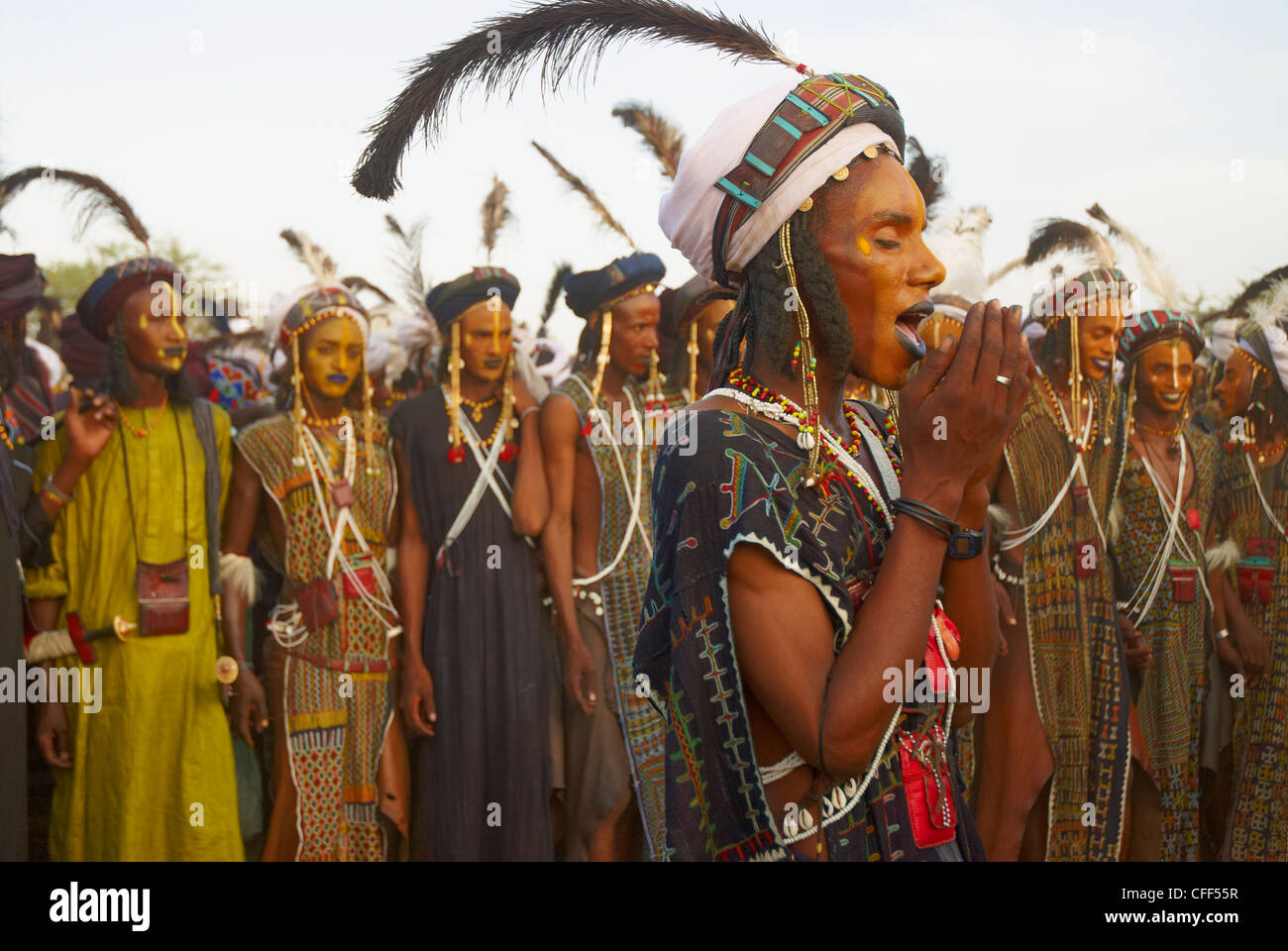 Wodaabe (Bororo) uomini, una riunione generale del West African Wodaabe Peuls (Peul Bororo), Niger Foto Stock