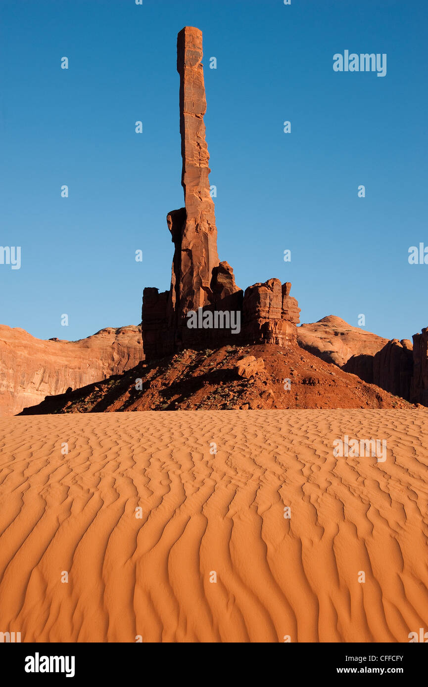 Totem rock formazione Monument Valley, AZ, Stati Uniti d'America Foto Stock