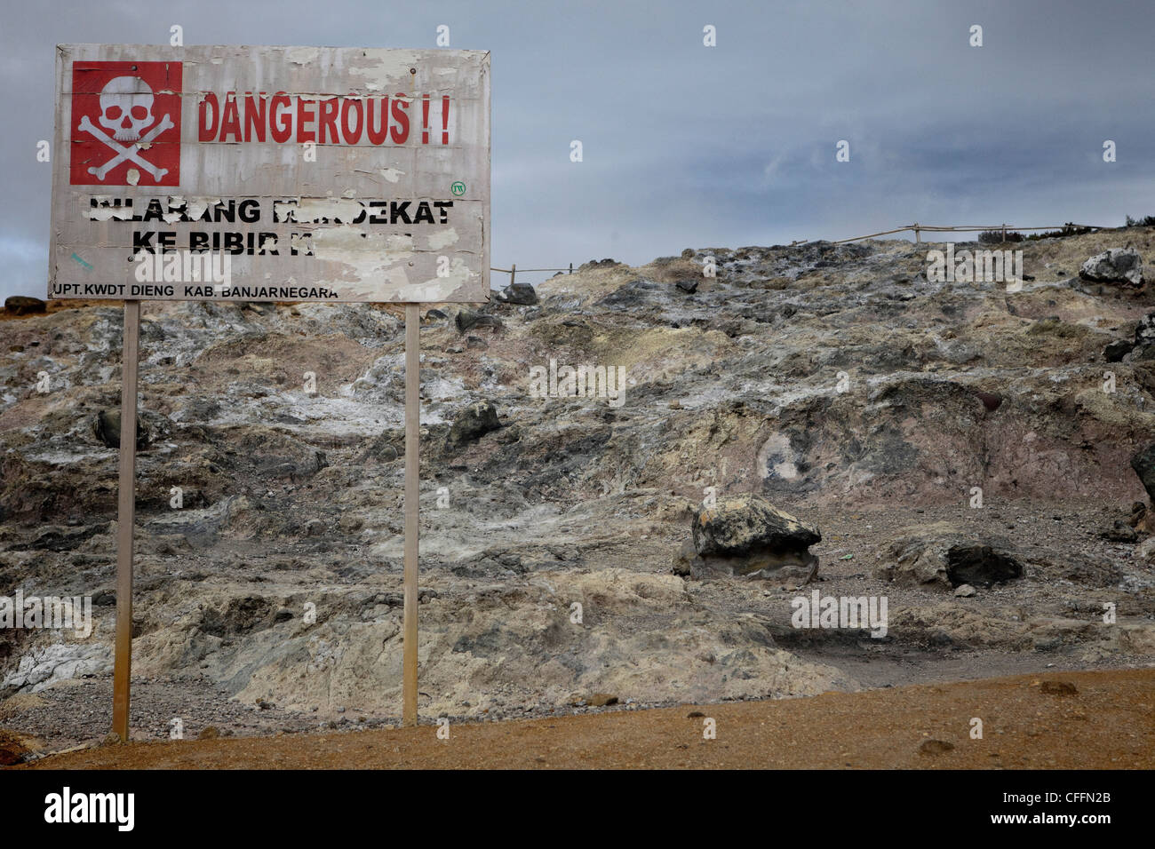 Geyser e Caldera. Dieng plateau, East Java, Indonesia, South Pacific Asia. Foto Stock