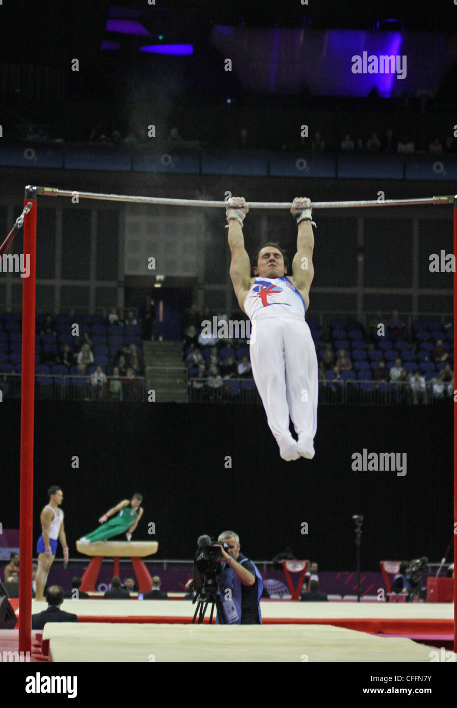 Daniel KEATINGS presso la mens ginnastica, gareggiando per il team GB all'evento di prova "di Londra si prepara a serie" al O2 Foto Stock