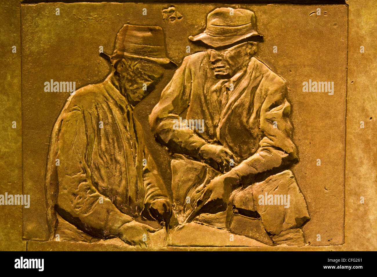 Close up di bronzo in bassorilievo cifre negative da Robert Graham intitolato 'sociale programmi'-2nd termine FDR camera Mem, Washington DC Foto Stock