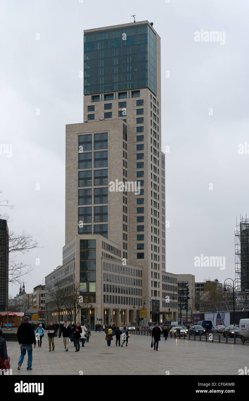 Un nuovo grattacielo Zoofenster, il 24 febbraio 2012 a Berlino, Germania. Zoofenster il nuovo hotel Hilton a Berlino Ovest. Foto Stock