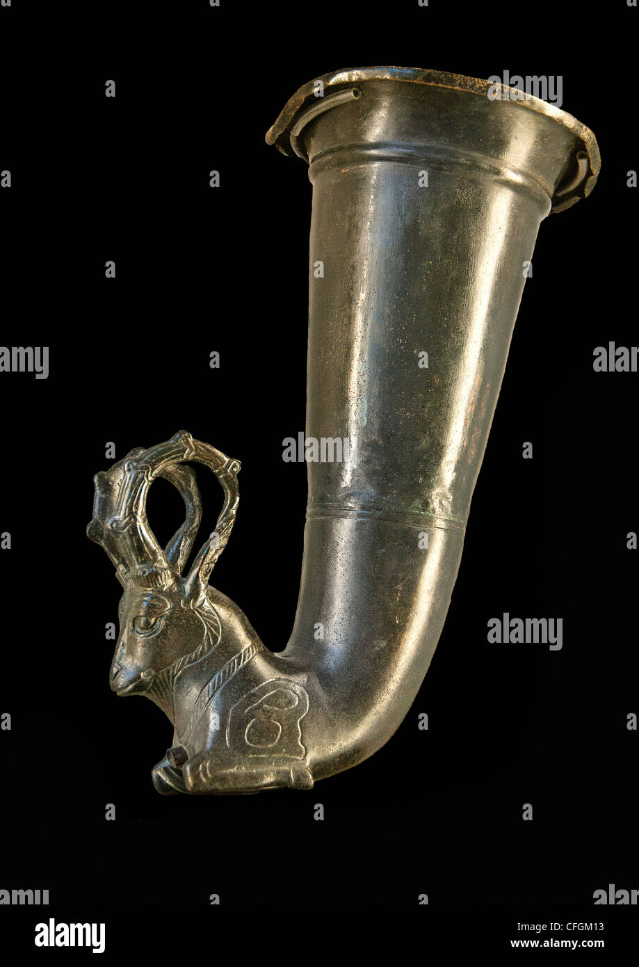 Ibex rhyton corno potabile Bronzo Argento artwork Achemenide, fine 6th-IV secolo A.C. Foto Stock