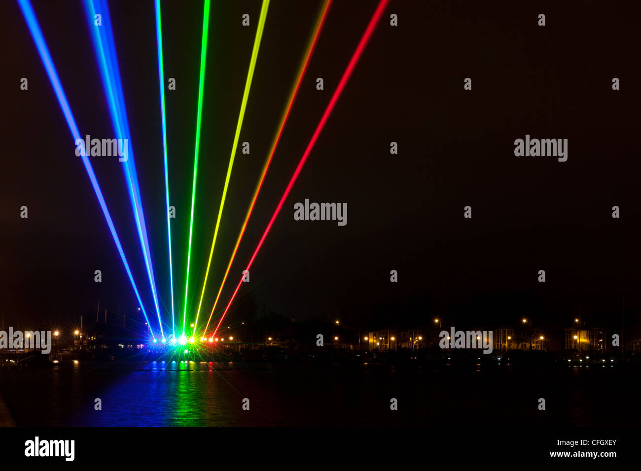 Il Global Rainbow laser show da Yvette Mattern a Preston Docks Foto Stock