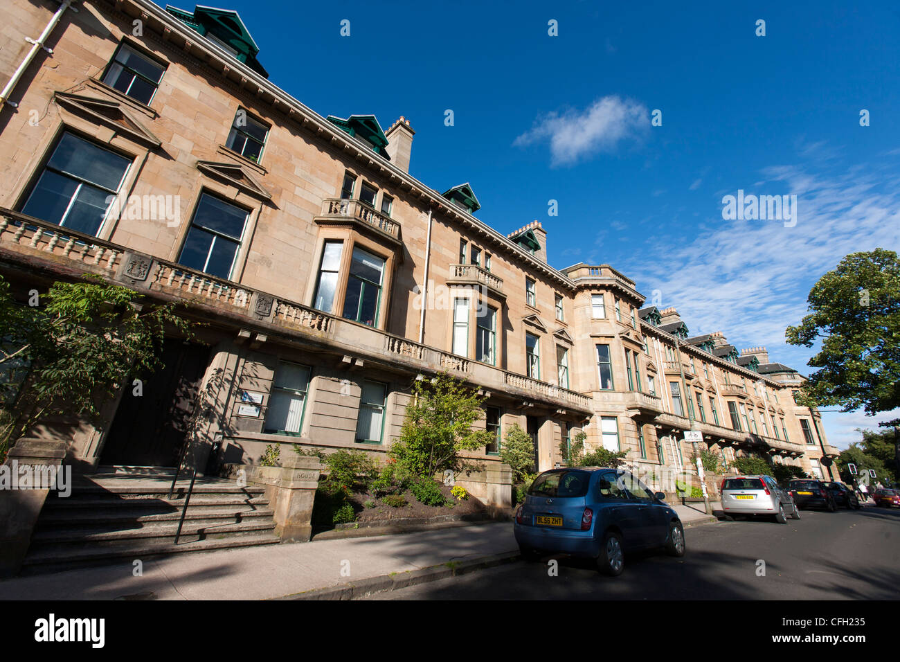 Giardini universitari, vicino a Ashton terreni in Glasgows West End è la sede di uno spettacolare Georgiani terrazzati architettura. Foto Stock